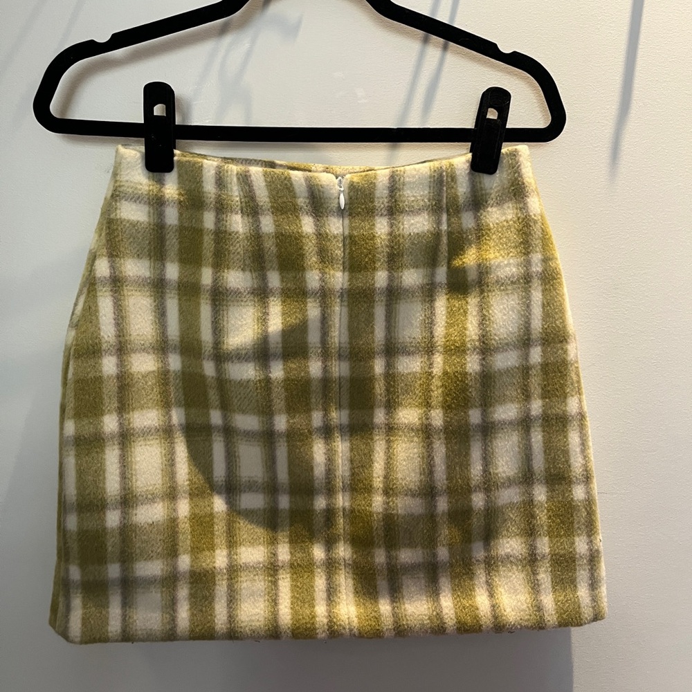 Vestique Retro Chic Skirt green and white plaid
Size small - Picture 3 of 8